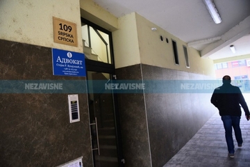 Policija pretresa kancelarije banjalučkog advokata Stojana Vukajlovića