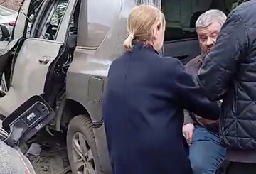 Nepoznate osobe digle u vazduh automobil bivšeg službenika SBU koji je prebjegao u Rusiju/VIDEO/