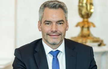 Nehamer: Rusija se napadom na nuklearku igra vatrom