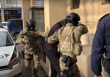 ZATRAŽEN JEDNOMJESEČNI PRITVOR Osumnjičenom za ubistvo policajaca u Sarajevu