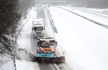 Polarni talas paralisao Njemačku: "Ne pomažu ni najbolje grtalice"