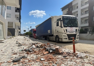 STIGLO 40 KAMIONA U turski Hataj dopremljena humanitarna pomoć iz BiH