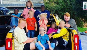 Doživjela 11 pobačaja, sada ima 10 djece