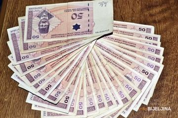 Najveća prosječna plata u Srpskoj 1.501 KM: Ove djelatnosti donose bolju zaradu