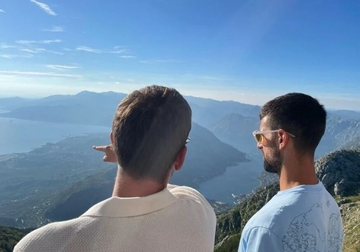 "Tamo đe se gusle čuju..." Novak krenuo za Ameriku, ali nikako da zaboravi Crnu Goru (FOTO)