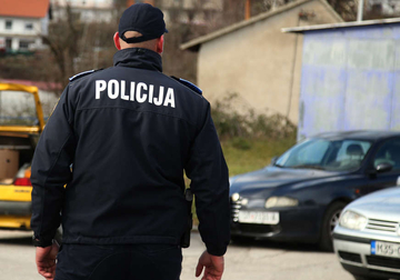 UHAPŠEN PIJANI VOZAČ Muškarac autom udario policajca, pa pobjegao