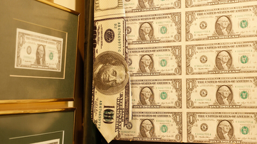 Ubrzavanje dedolarizacije: BRIKS pravi alternativni finansijski sistem