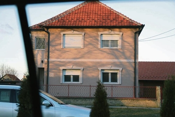 NE VJERUJEMO DA SE UBIO, VIDIO JE NEŠTO ŠTO NIJE SMIO: Komšije progovorile o misterioznoj smrti Srbina na brodu punom kokaina!