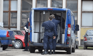FALSIFIKOVALI PCR TESTOVE Dva muškarca uhapšena dok su ilegalno pokušavali da uđu u Hrvatsku