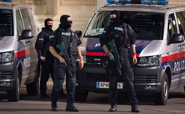 AKCIJA TRAJALA DVA MJESECA  Austrijska policija razbila bandu i pohapsila dilere droge iz Srbije