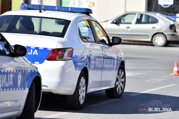 Banjalučka policija oduzela dva automobila: Vozači počinili brojne prekršaje, duguju 15.000 KM