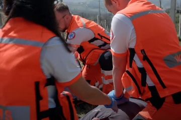 Napao radnike Hitne i vikao da su ustaše