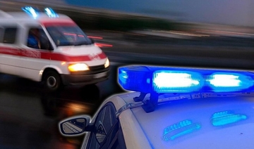 PUCNJAVA U MLADENOVCU, IMA RANJENIH! Pucano iz automatske puške iz vozila u pokretu