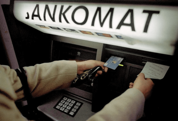 KARTICE SVE VIŠE U UPOTREBI Evropljani okreću leđa kešu u strahu od korone