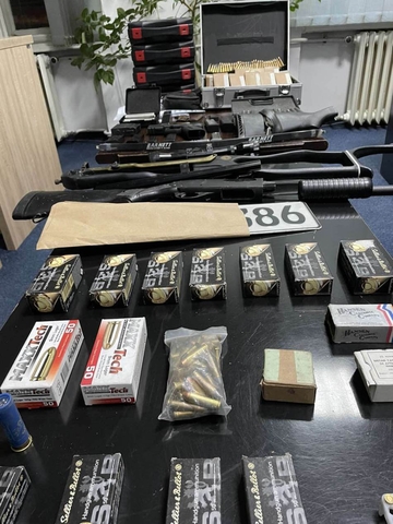 U Sarajevu pronađena veća količina vatrenog oružja i municije