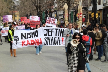 Policija istražuje vrijeđanje i otimanje LGBTQ zastave u Banjaluci