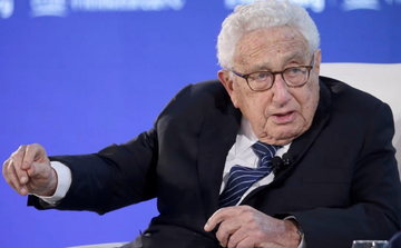 Henri Kisindžer ponovo kritikuje i analizira: Na ivici smo rata sa Rusijom