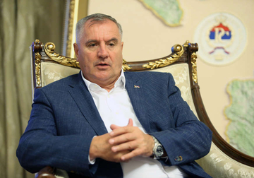 Višković odgovorio na prozivke Zolaka "Problem sa snabdijevanjem kiseonikom traje od 1 septembra, gdje je bio do tada"